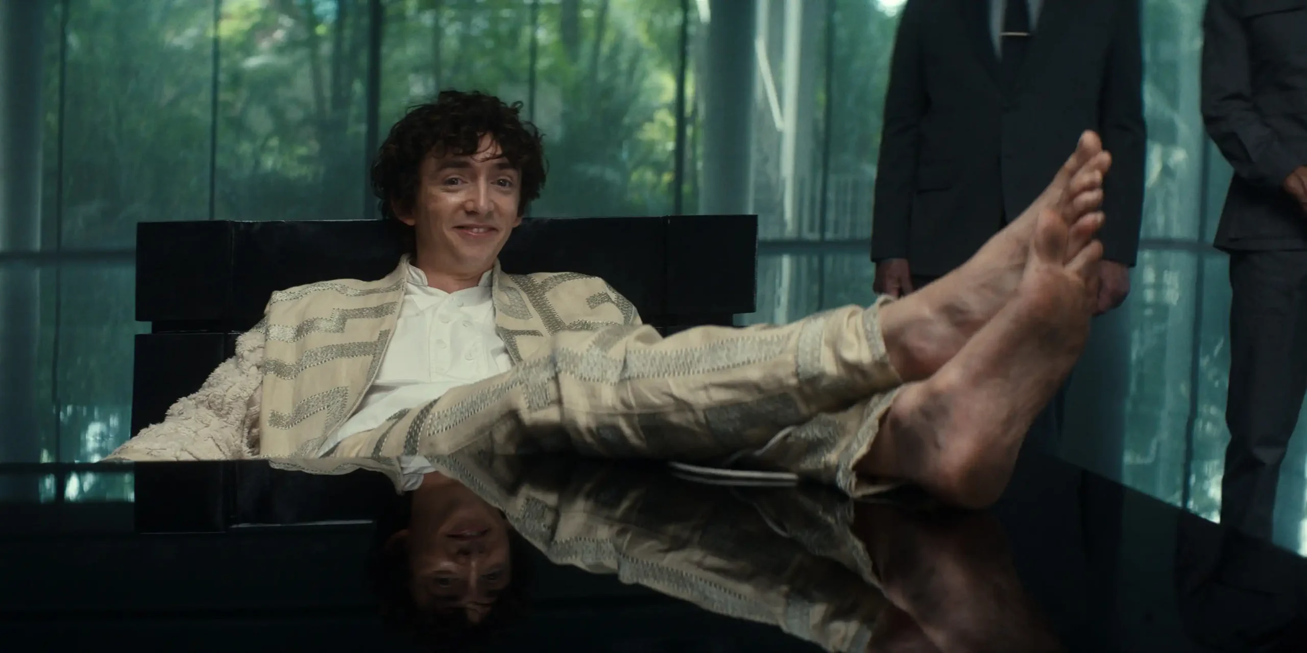 Sam Spruell revela detalhes sobre novo personagem em Alien: Earth 2