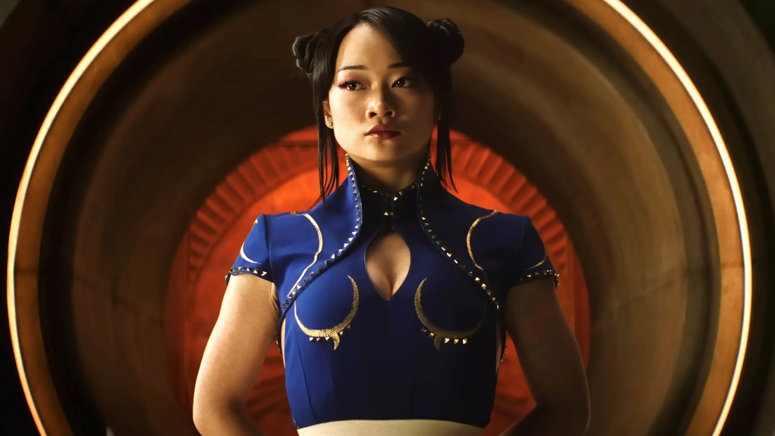 Transformação física intensa e estudo das lutas marcam preparação de Callina Liang para Street Fighter