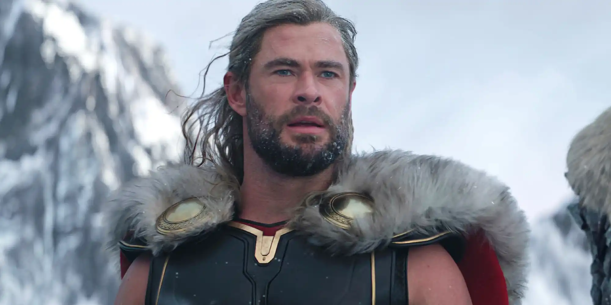 Filmes do Thor São Populares, Mas Mudança de Tom Gera Críticas