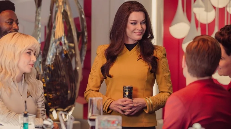 Star Trek: Strange New Worlds faz tributo inesperado e perfeito a Bonnie Tyler
