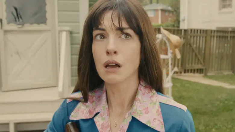 Reações a The End of Oak Street: Filme de dinossauros com Anne Hathaway vale a pena?