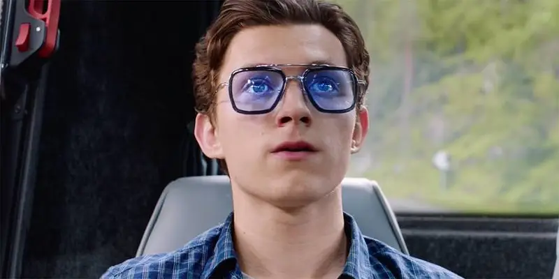 O que aconteceu com os óculos EDITH nos filmes do Homem-Aranha no MCU