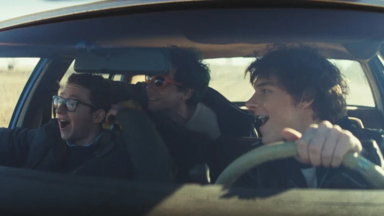 Nimrods: filme sobre jovens fãs de Green Day destaca atuação do elenco principal