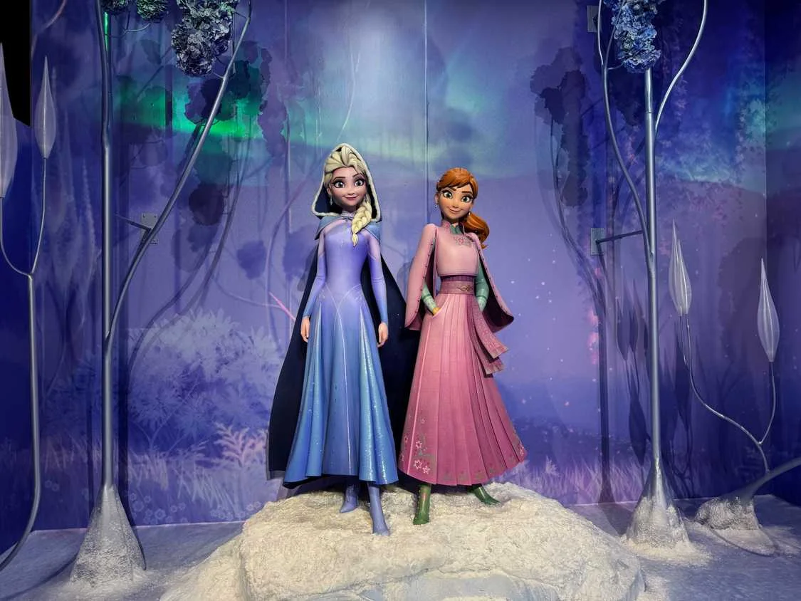 Frozen 3 revela primeiras imagens de Elsa, Anna e Kristoff
