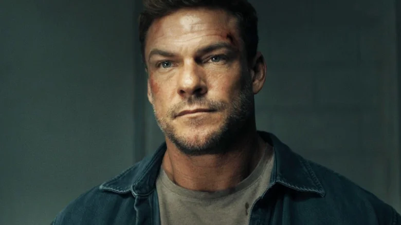 Reviravolta inesperada em Reacher 4 surpreende Alan Ritchson durante as gravações