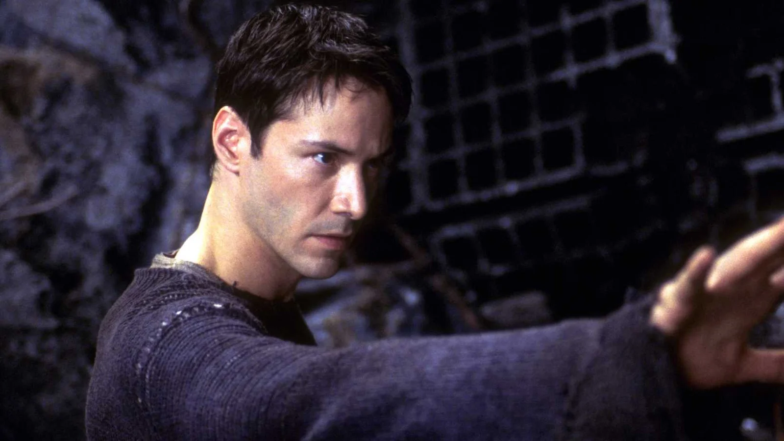 Keanu Reeves retorna ao sci-fi com “Shiver”, filme de tubarão com viagem no tempo previsto para 2027