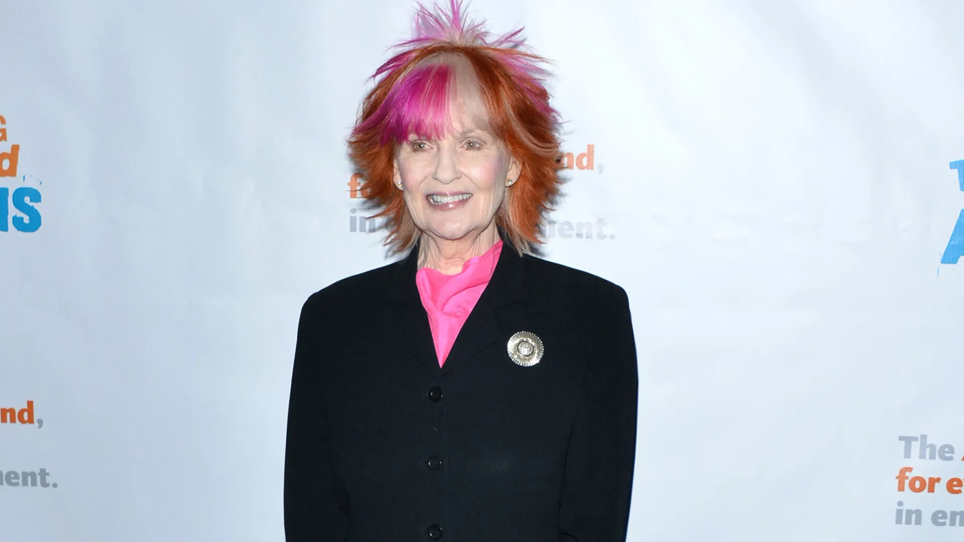 Shelley Fabares, atriz conhecida por The Donna Reed Show e Coach, morre aos 82 anos