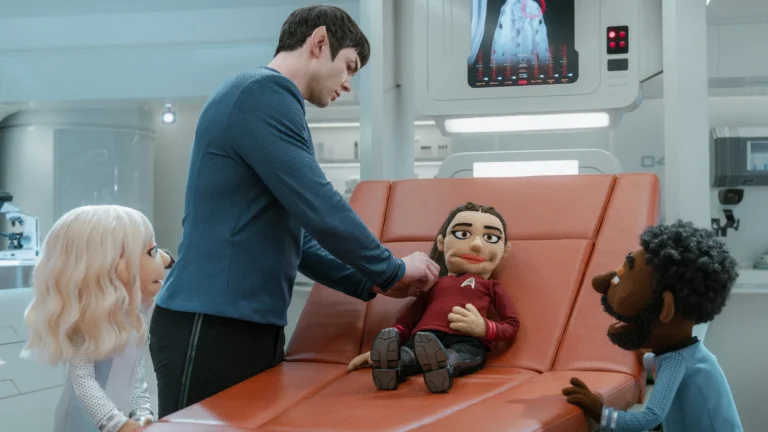 Jess Bush revela o destino dos bonecos de Star Trek: Strange New Worlds