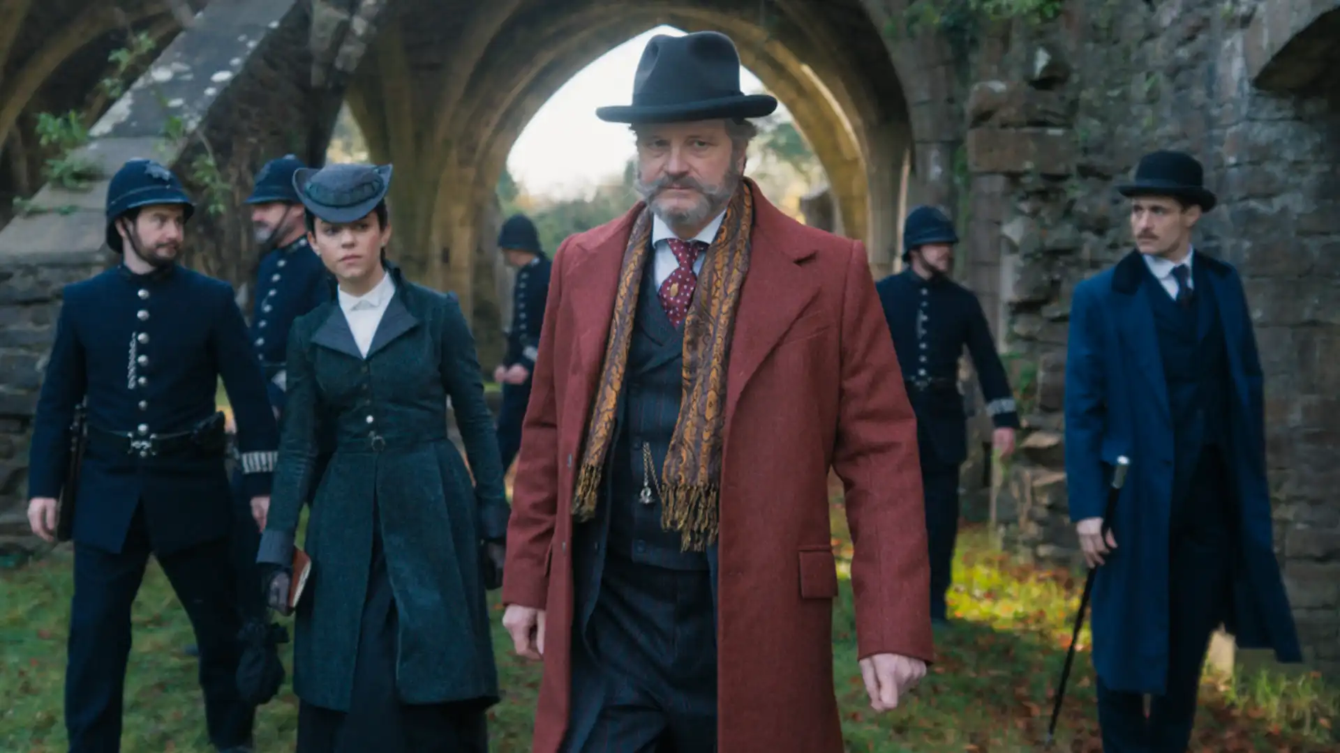 Sophie Skelton se junta ao elenco da 2ª temporada de Young Sherlock ao lado de Max Irons