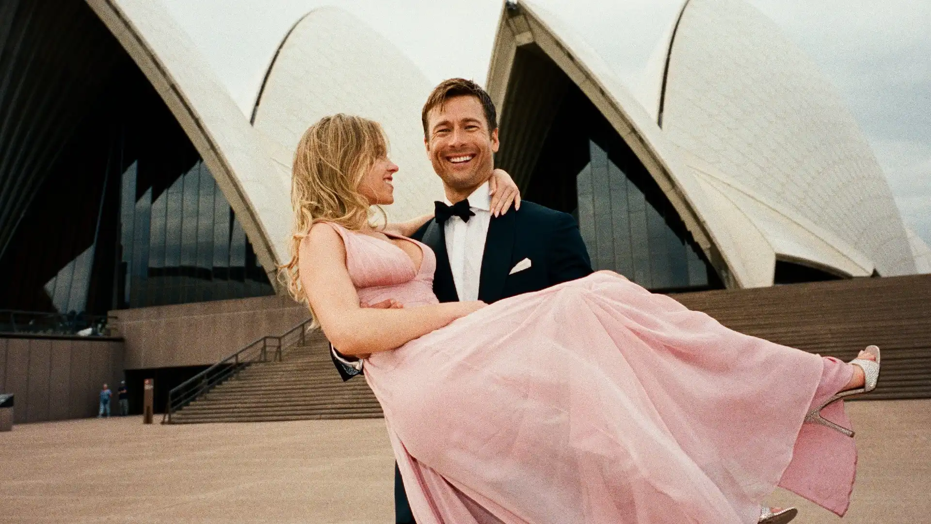 Sequência secreta conecta os filmes “Anyone But You” e “One Night Only” e muda o destino dos protagonistas