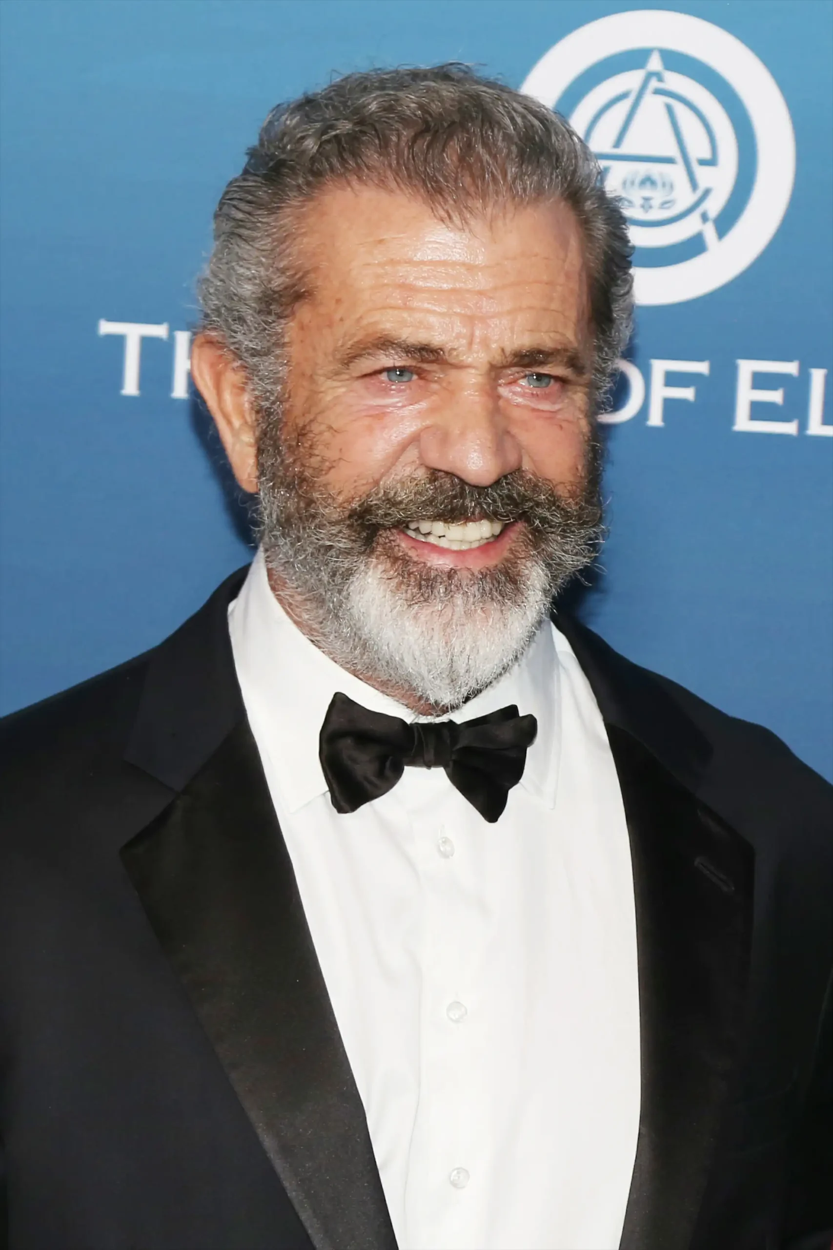 Mel Gibson confirma roteiro pronto de Máquina Mortífera 5 e pretende dirigir o filme