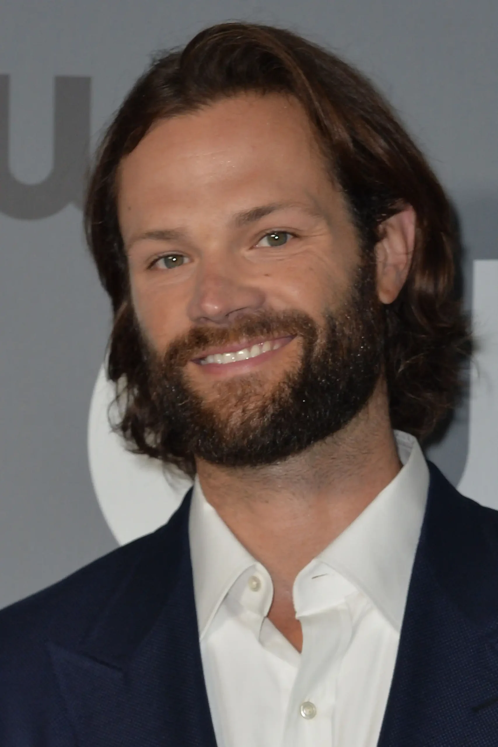 Jared Padalecki retorna aos cinemas com comédia romântica da Netflix em 2026