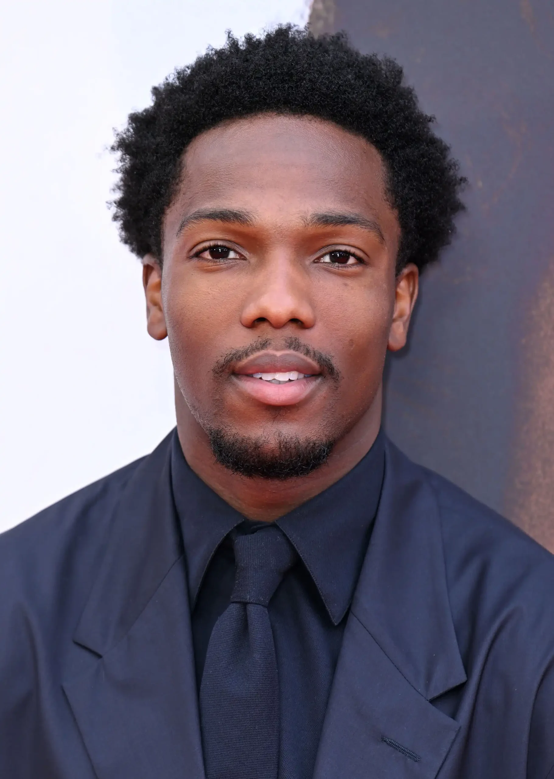 Entenda por que autora Tomi Adeyemi retirou apoio ao filme Children of Blood and Bone