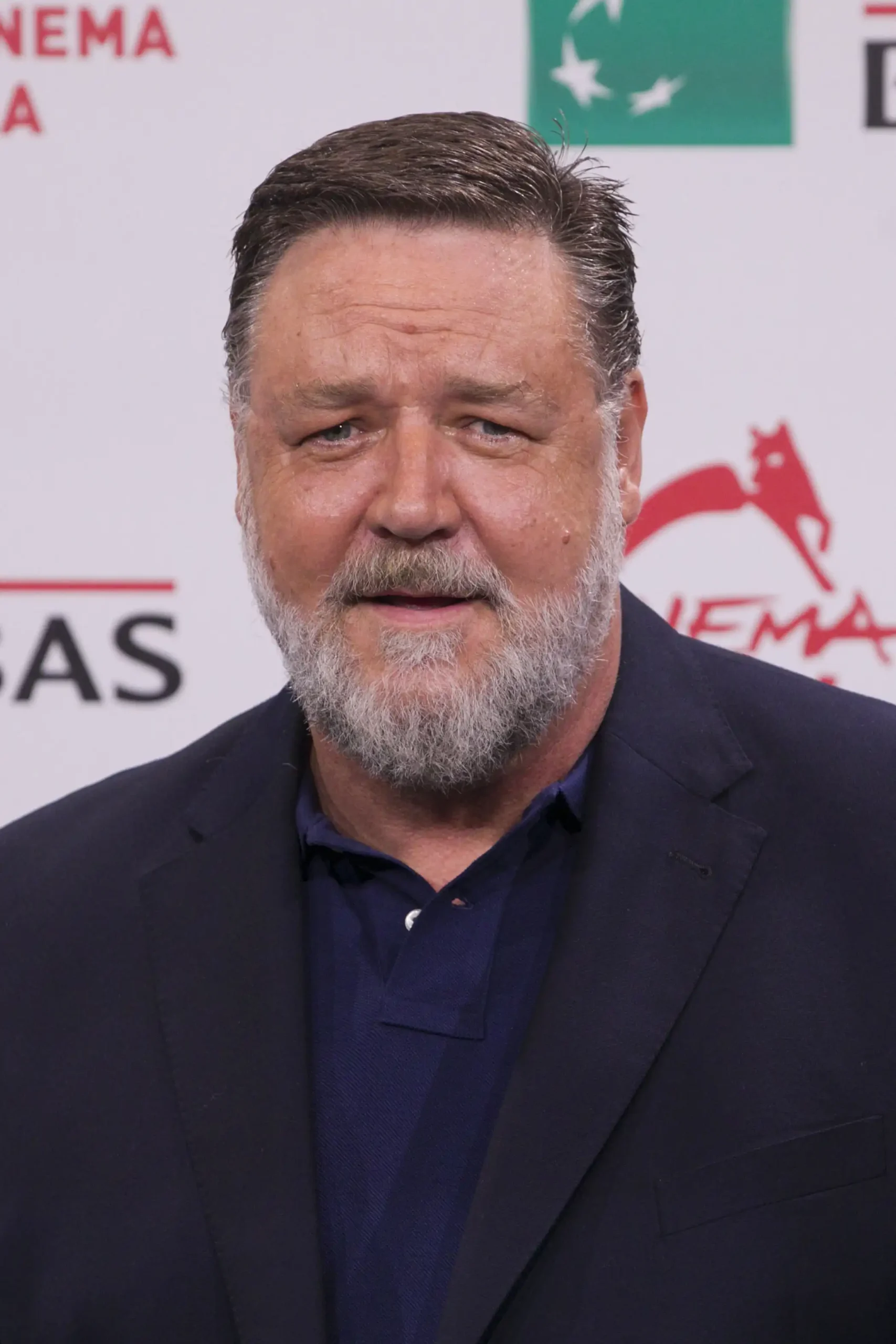 Filme da Netflix com Russell Crowe sobre o Unabomber estreia em setembro