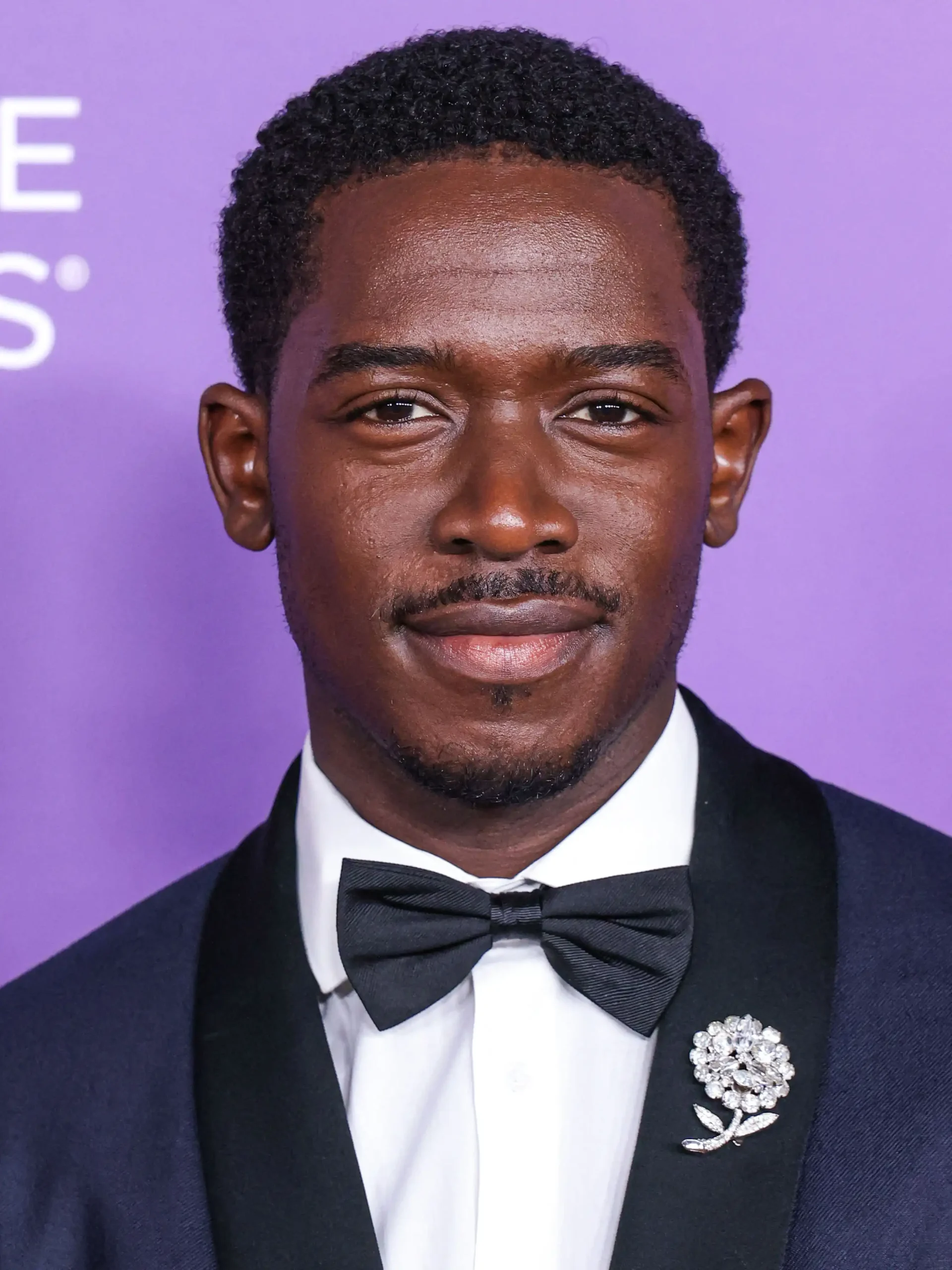 Entenda por que autora Tomi Adeyemi retirou apoio ao filme Children of Blood and Bone