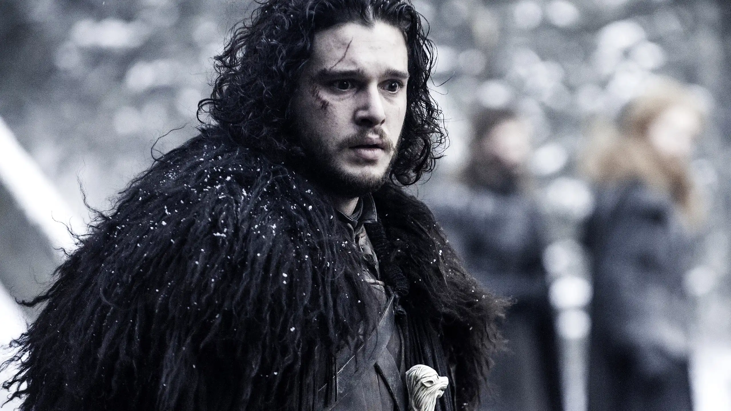 Kit Harington assume papel principal em Harry Potter temporada 2 após saída de Nicholas Hoult