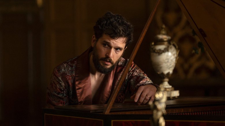Kit Harington substitui Nicholas Hoult como Gilderoy Lockhart na 2ª temporada da série Harry Potter da HBO