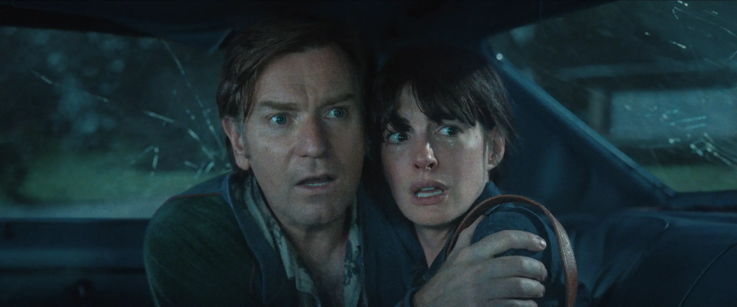 Primeiro feedback oficial de “The End of Oak Street”, sci-fi com Anne Hathaway e dirigido por David Robert Mitchell