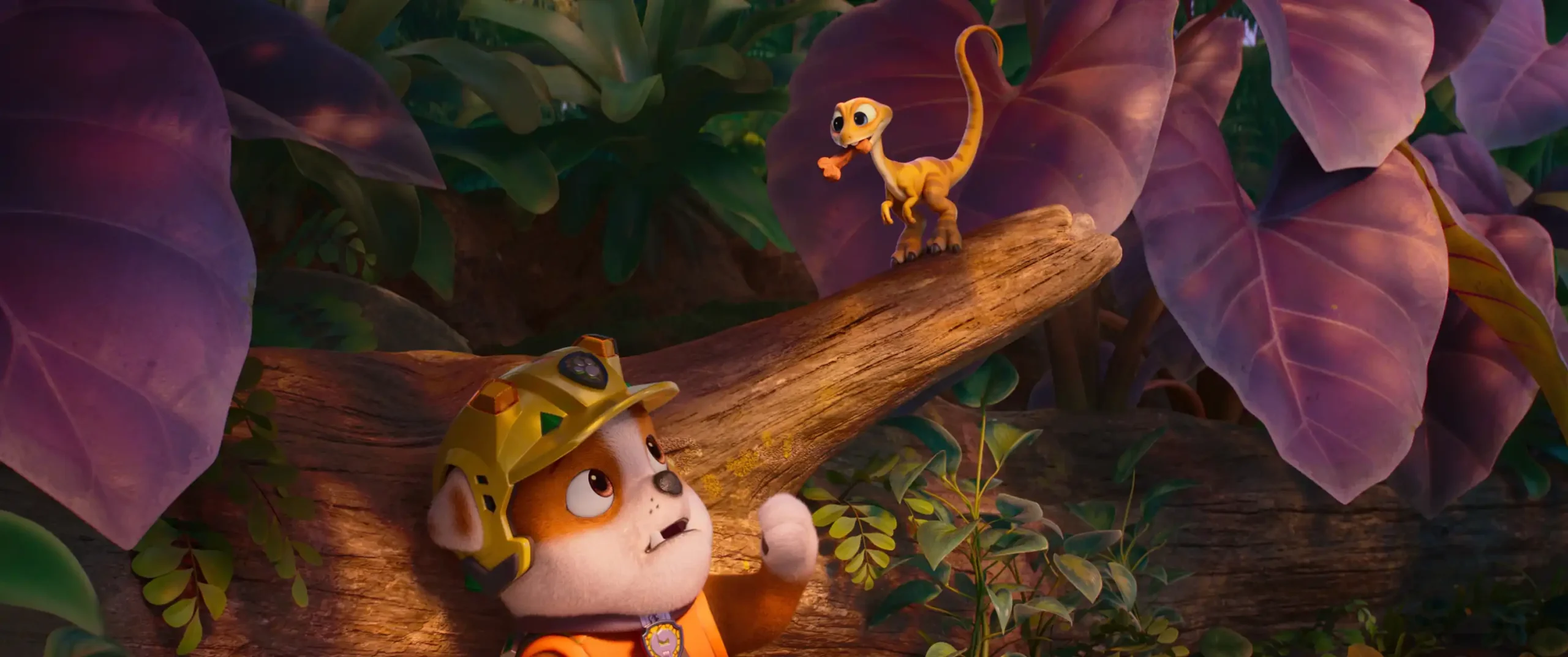 Novo filme de dinossauros com Mckenna Grace estreia com quase 100% de aprovação do público no Rotten Tomatoes