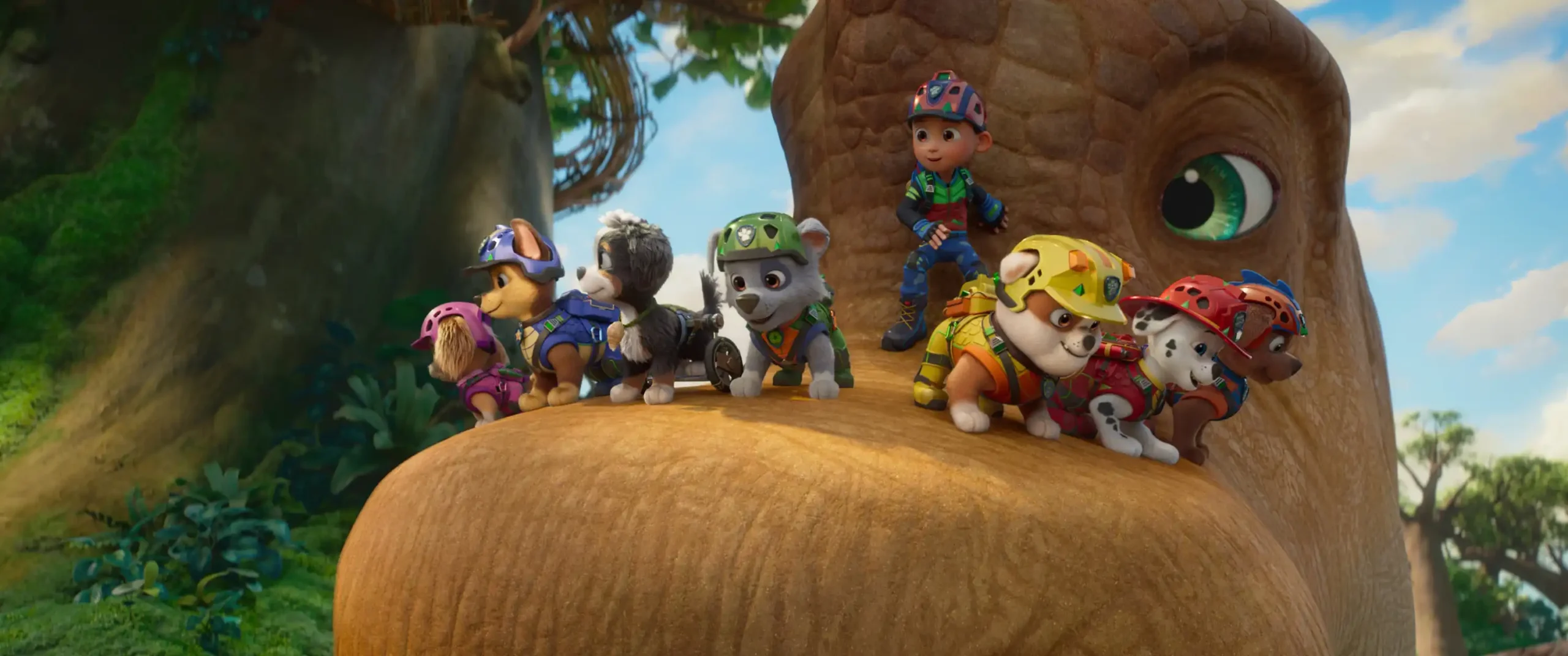 Novo filme de dinossauros com Mckenna Grace estreia com quase 100% de aprovação do público no Rotten Tomatoes