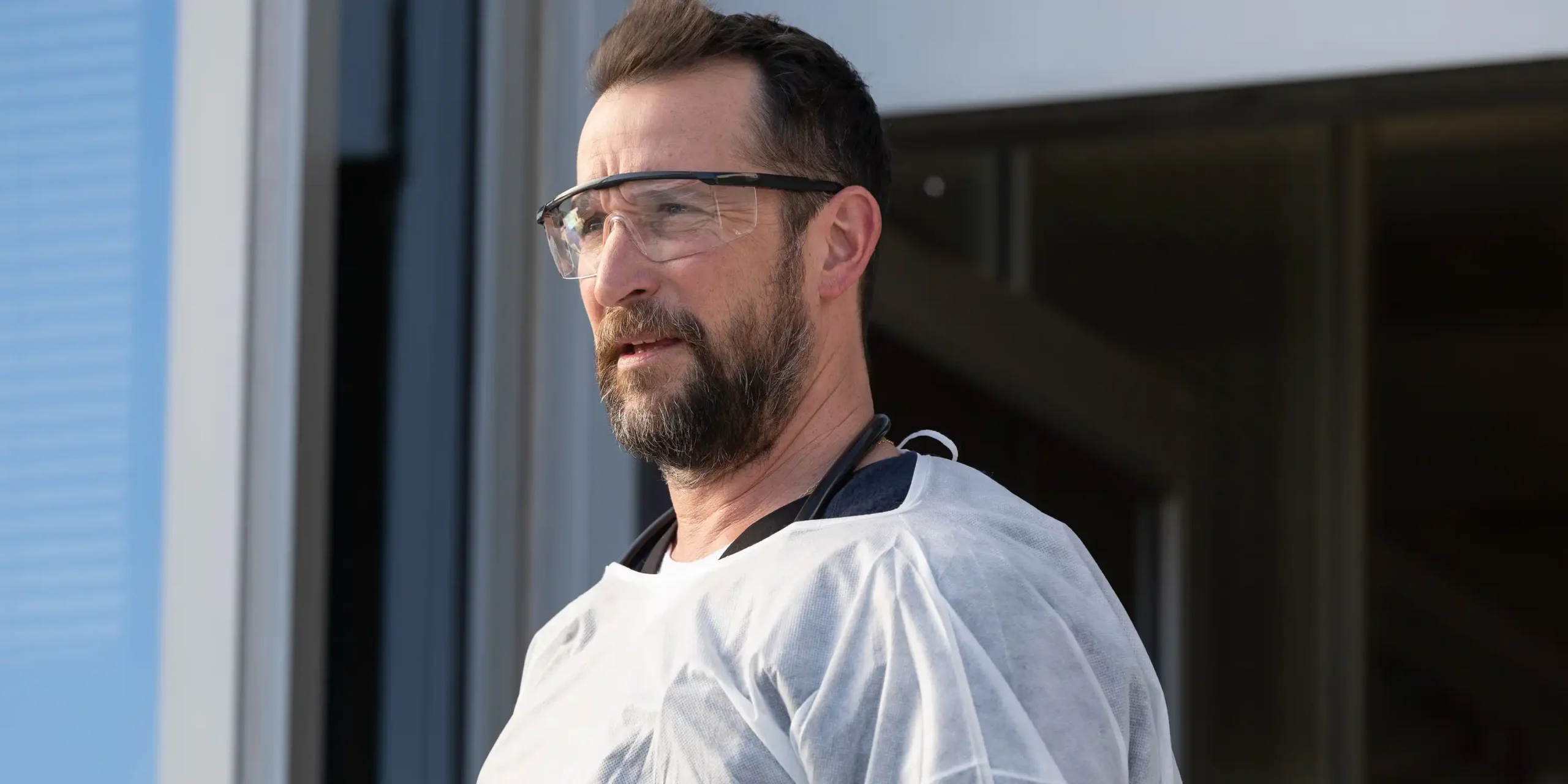 The Pitt temporada 3 confirma sete novos atores e mudanças no elenco