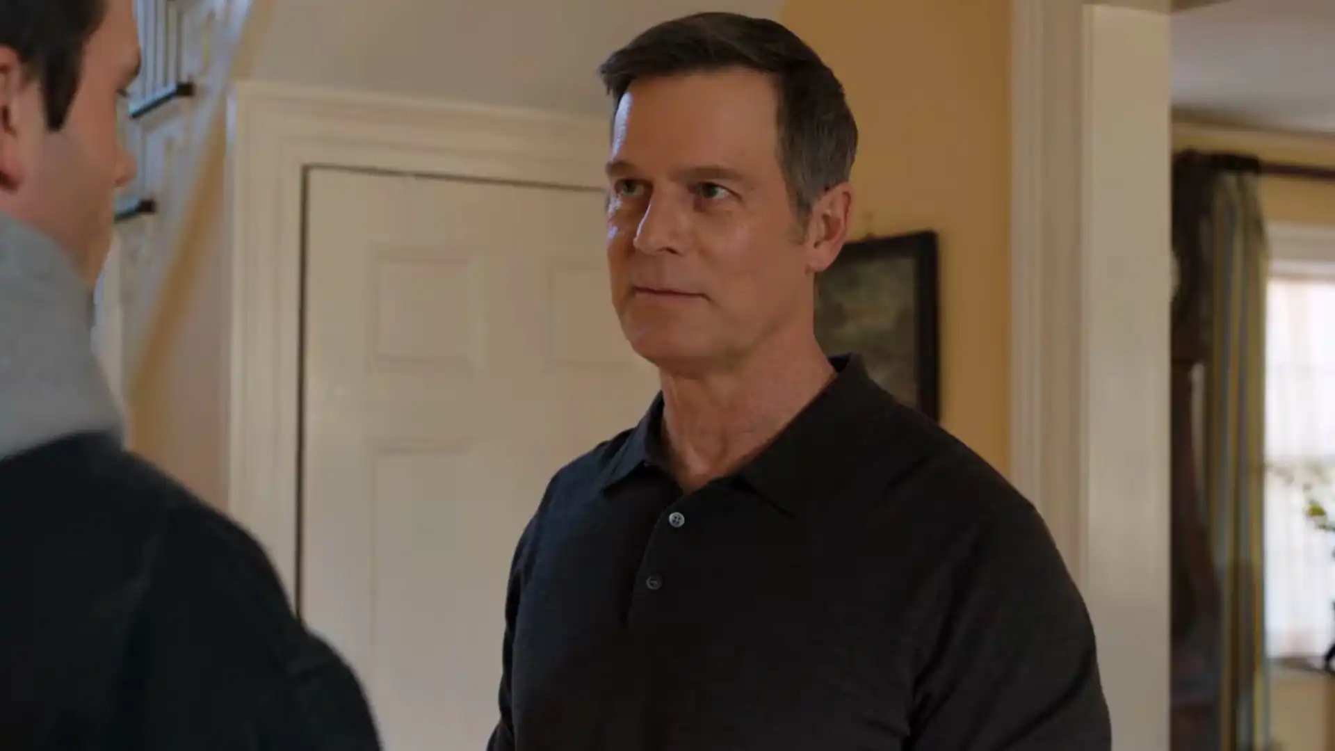 Peter Krause retorna à TV em série policial da NBC com trama sobre conspiração familiar