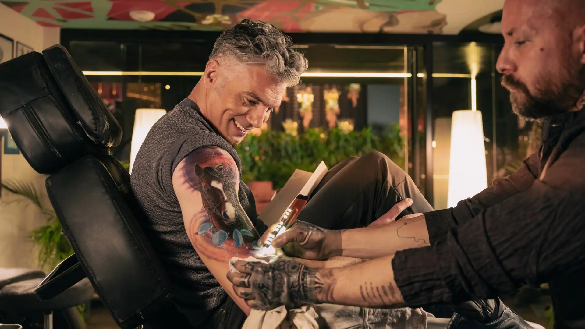 Significado da tatuagem no rosto do Capitão Pike em Star Trek: Strange New Worlds é revelado