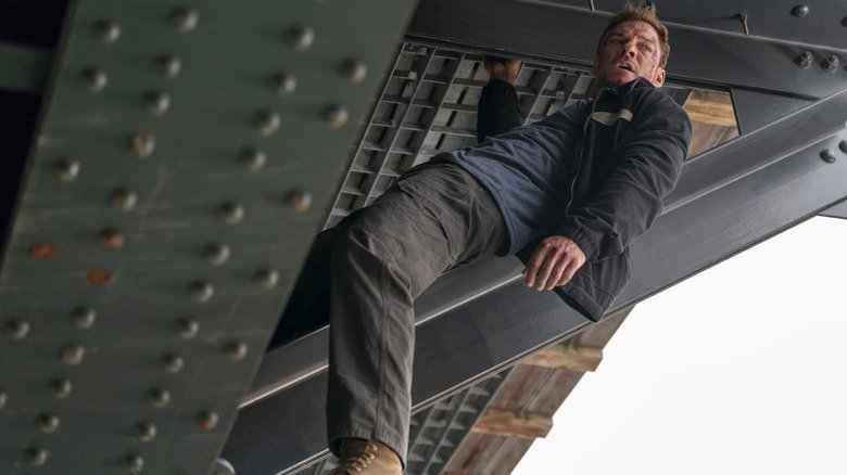 Temporada 4 de Reacher mantém fórmula e entrega ação envolvente com Alan Ritchson