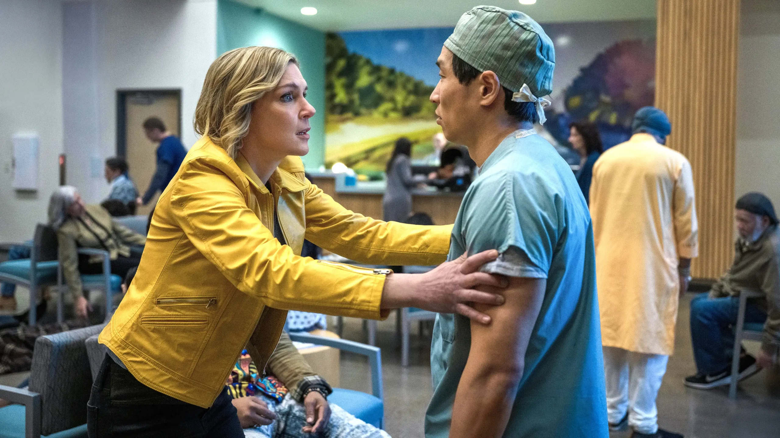 Vince Gilligan explica demora para produção da segunda temporada de Pluribus: “Vai demorar muito”