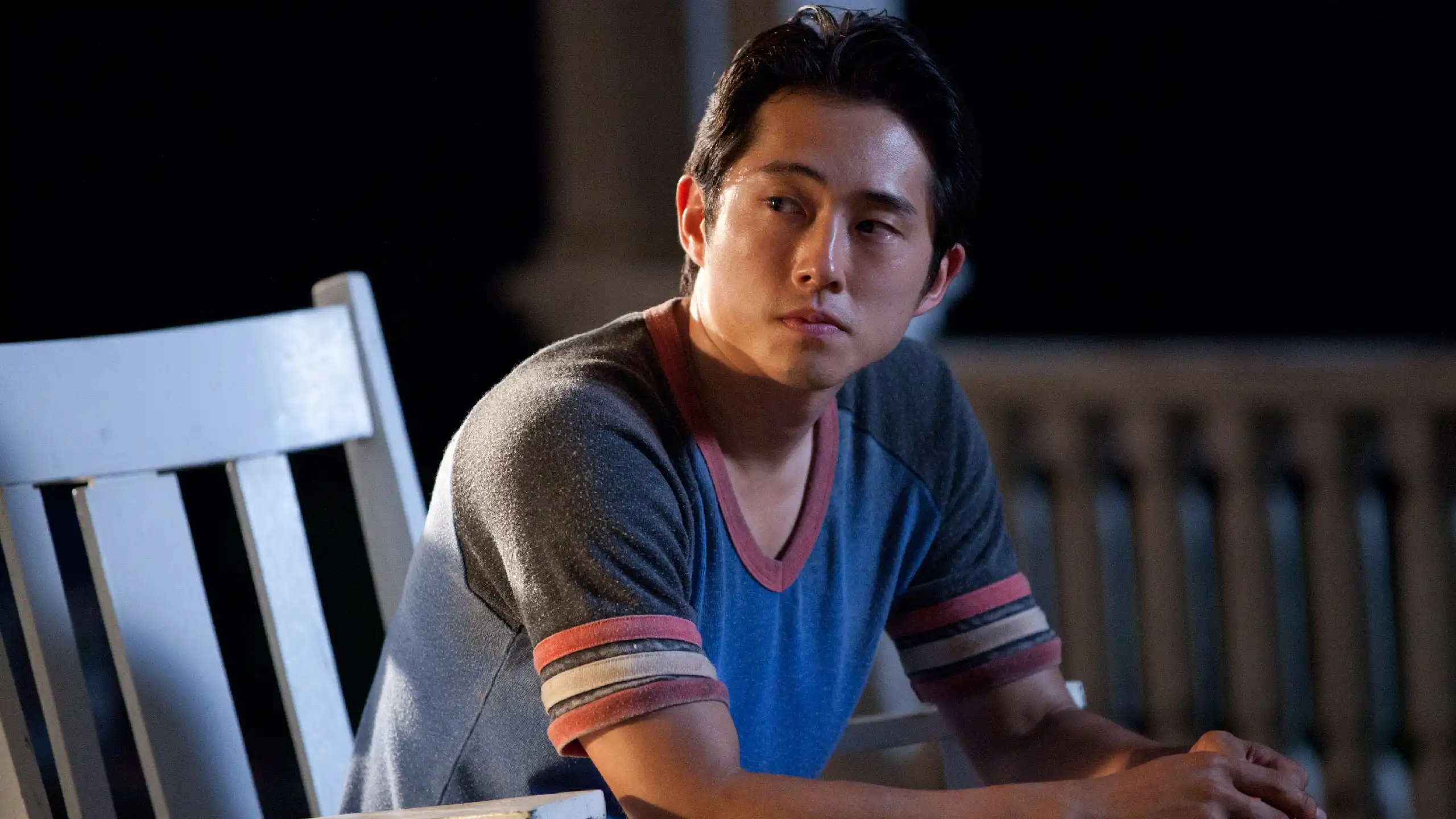 Steven Yeun retorna ao gênero sobrenatural em nova série da Netflix