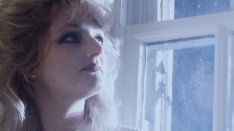 Star Trek: Strange New Worlds faz tributo inesperado e perfeito a Bonnie Tyler