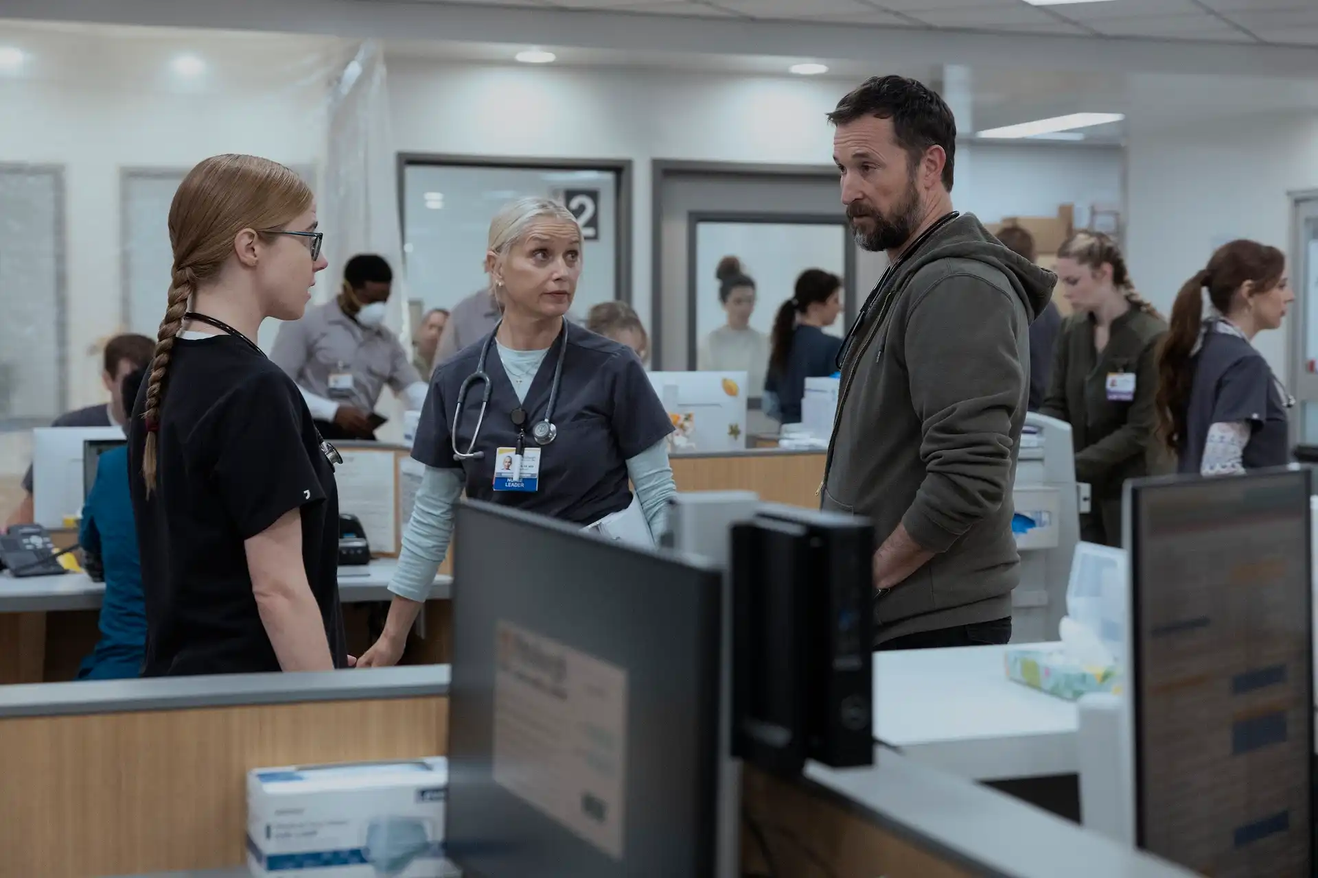 Trailer da 3ª Temporada de The Pitt Revela Retorno de Personagem Principal e Novos Conflitos no Pronto-Socorro