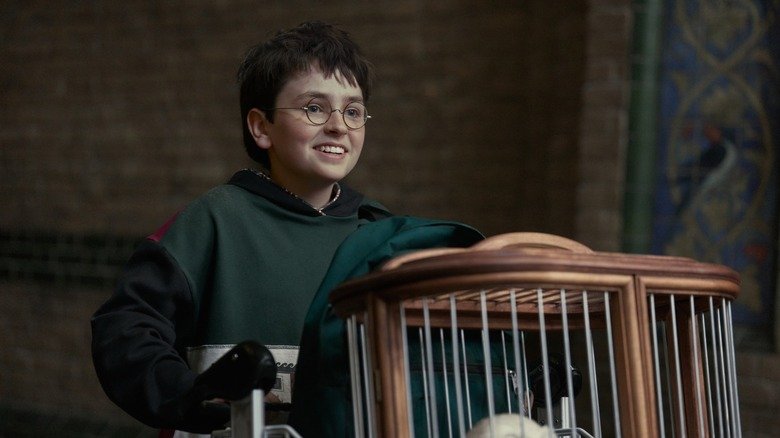 Kit Harington substitui Nicholas Hoult como Gilderoy Lockhart na 2ª temporada da série Harry Potter da HBO