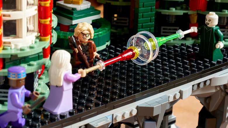 LEGO lança set gigante do Ministério da Magia para celebrar 25 anos de Harry Potter