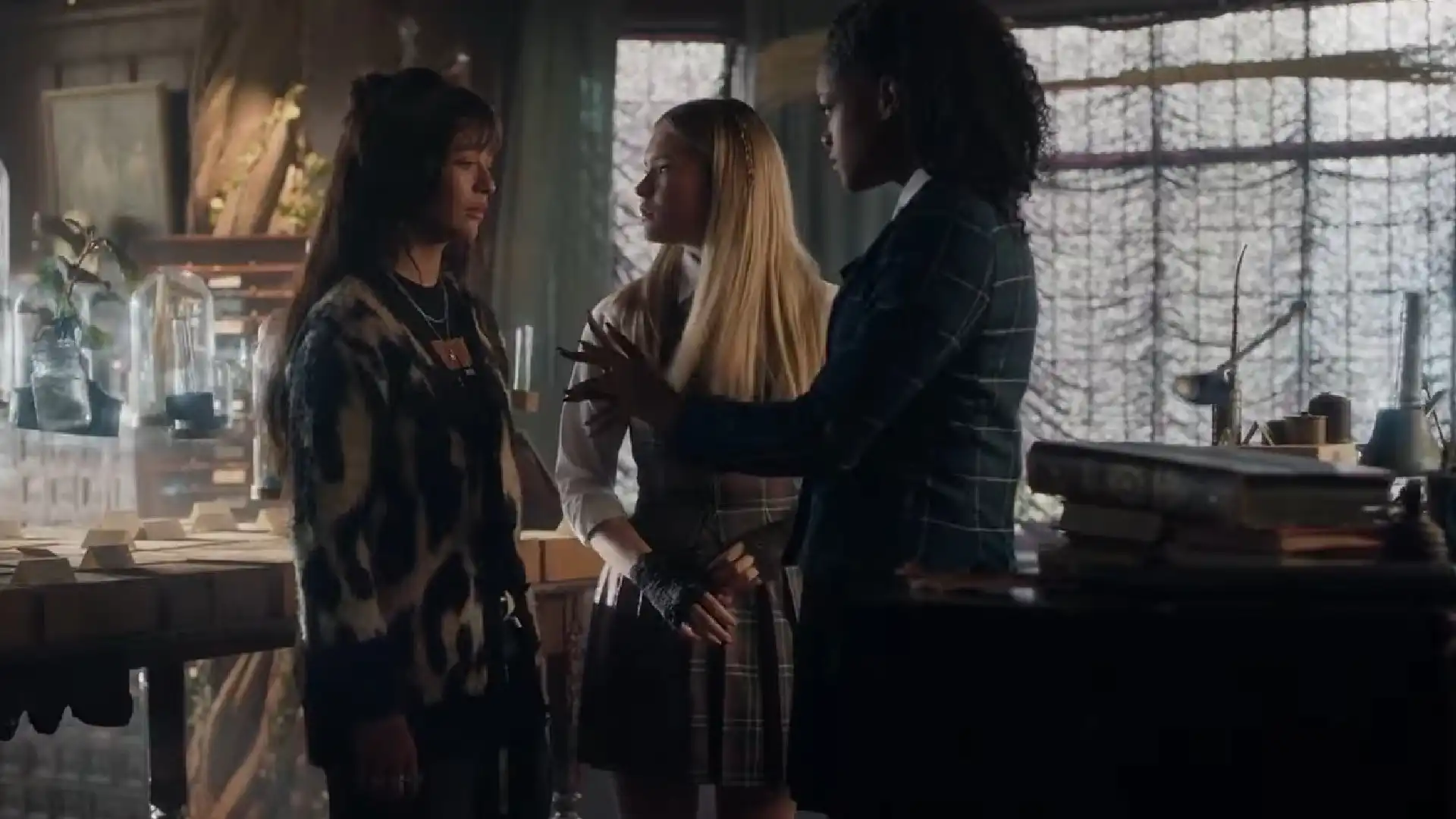 Disney anuncia série Coven Academy como sucessora de Once Upon a Time