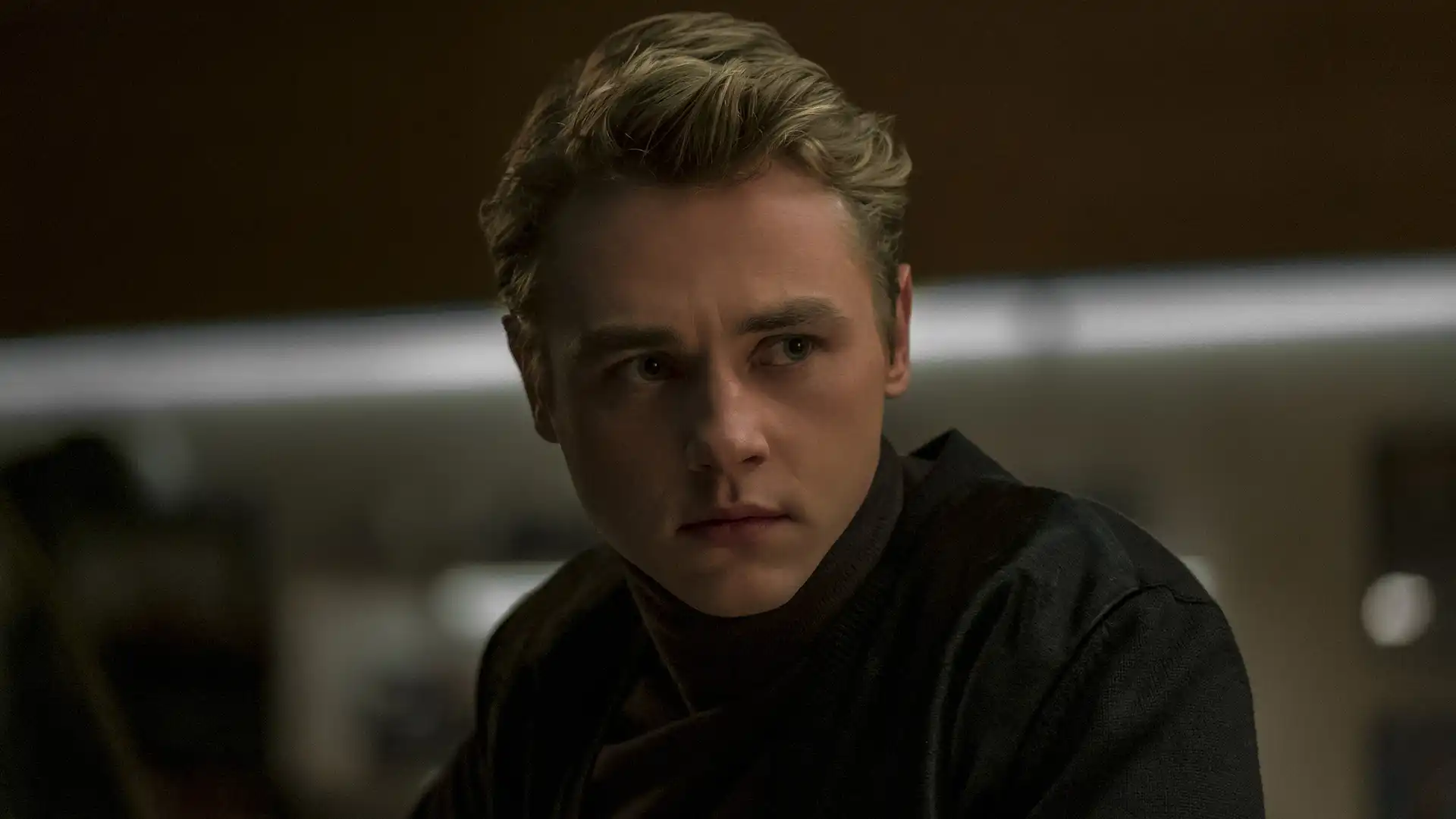 Ben Hardy é escalado como protagonista da série de thriller sobrenatural Stillwater no Prime Video