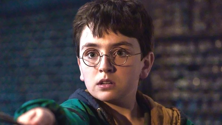 Cinco Detalhes Escondidos no Trailer da Série Harry Potter da HBO