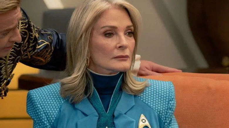 Atriz Deidre Hall interpreta Drª Chivers em episódio de Star Trek: Strange New Worlds inspirado em novela
