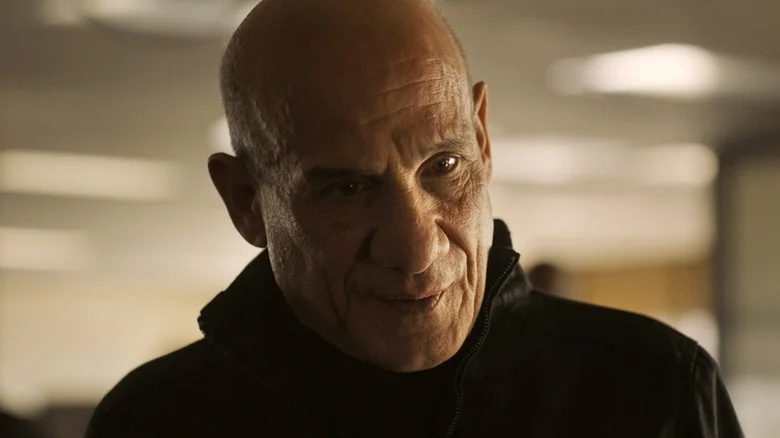 Paul Ben-Victor interpreta Antaan em “Lanterns”, nova série da HBO Max
