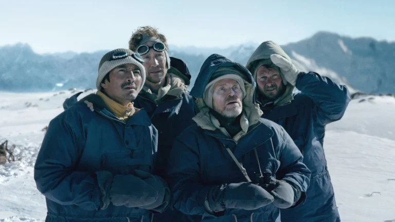 Filme “Tenzing” retrata a conquista do Everest, mas falha em transmitir emoção da história real