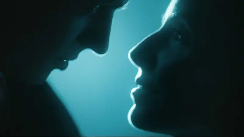 Filme de Romance Francês Destronou Thriller de Ação com Gal Gadot no Topo da Amazon Prime Video