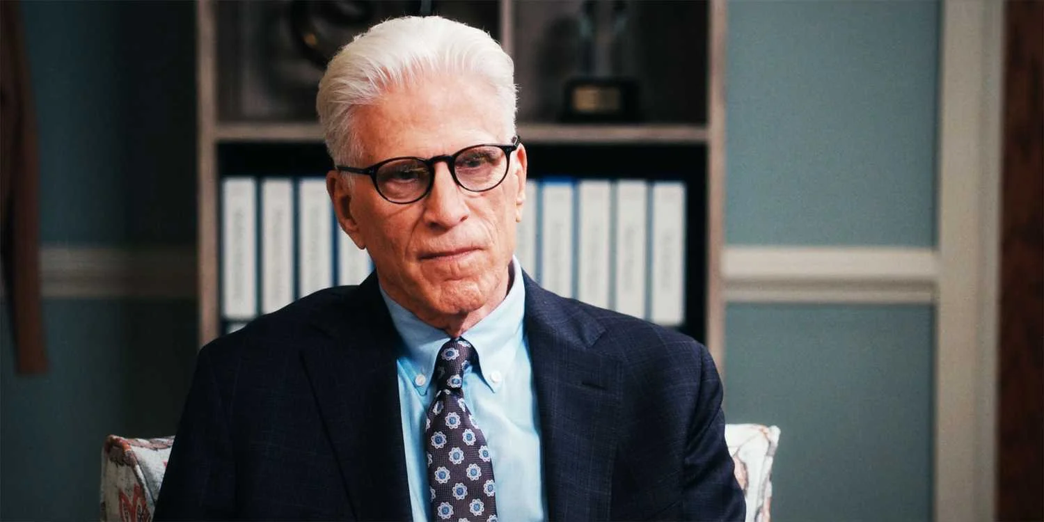 Série de Mistério da Netflix “A Man on the Inside” Será Encerrada Após Três Temporadas