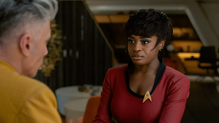 Celia Rose Gooding revela mudança na linha do tempo da USS Enterprise em Star Trek: Strange New Worlds