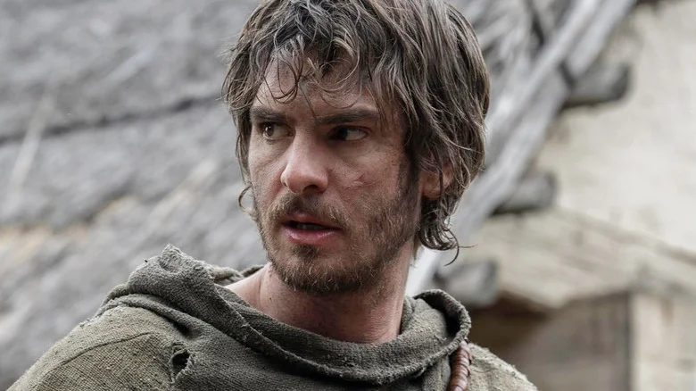 Como Assistir a “The Uprising”, Filme de Andrew Garfield, em Casa