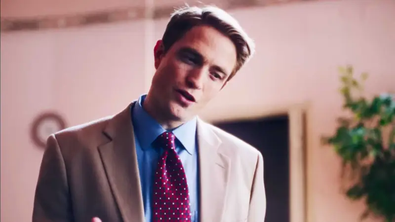 Robert Pattinson interpreta Chris Hansen em filme inspirado em episódio chocante de To Catch a Predator