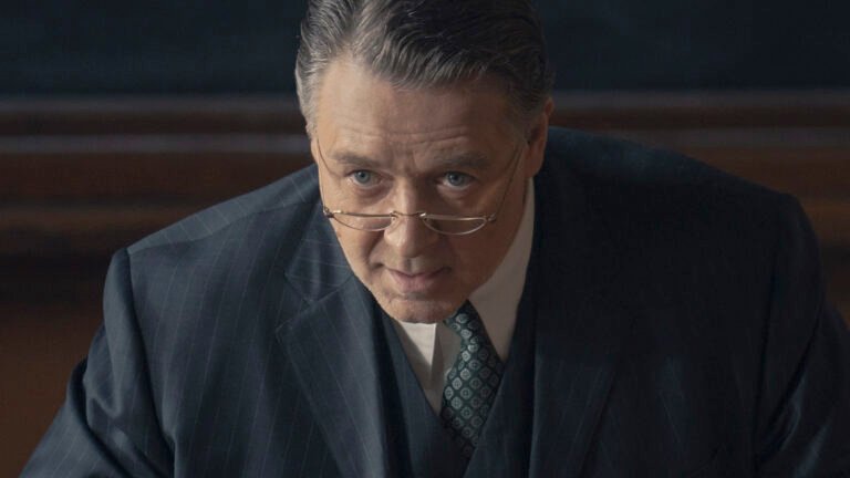 Filme de suspense com Russell Crowe se torna maior sucesso de streaming da Netflix