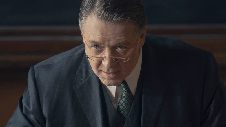 Filme de suspense com Russell Crowe se torna maior sucesso de streaming da Netflix
