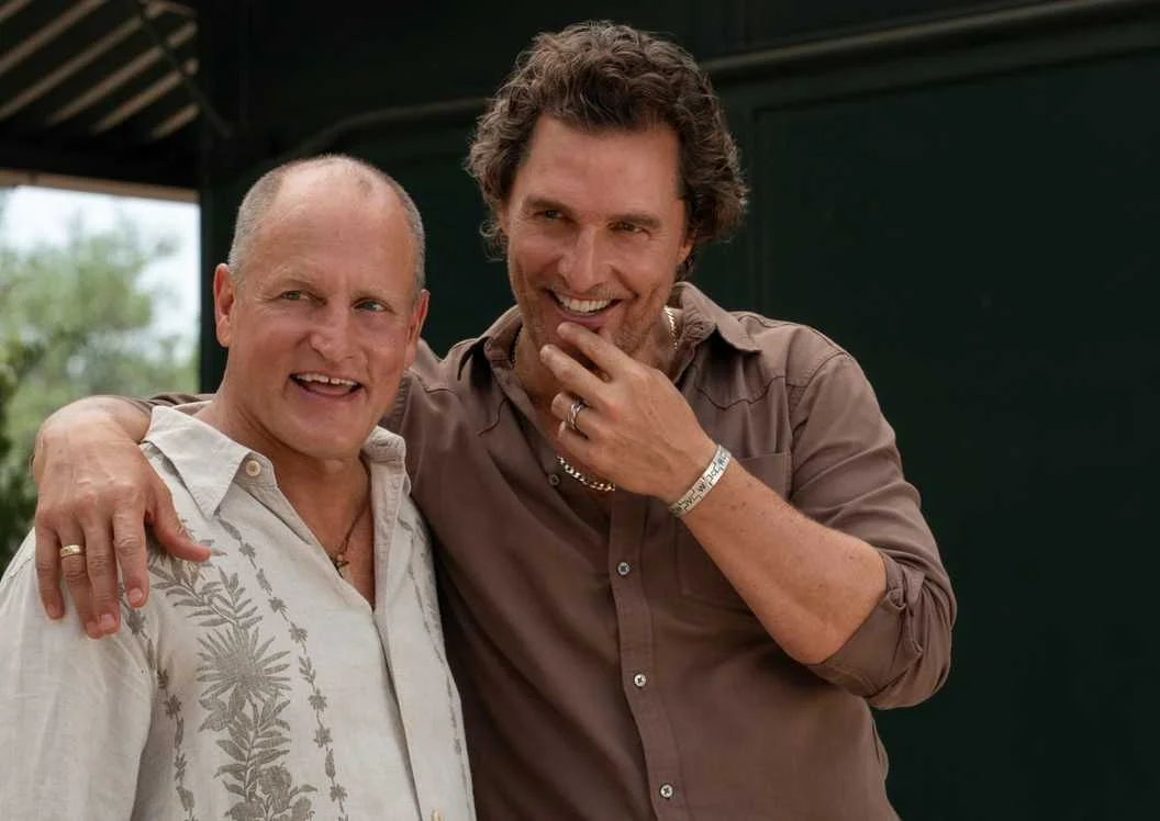 Nova série com Matthew McConaughey e Woody Harrelson estreia com boa aceitação do público no Rotten Tomatoes