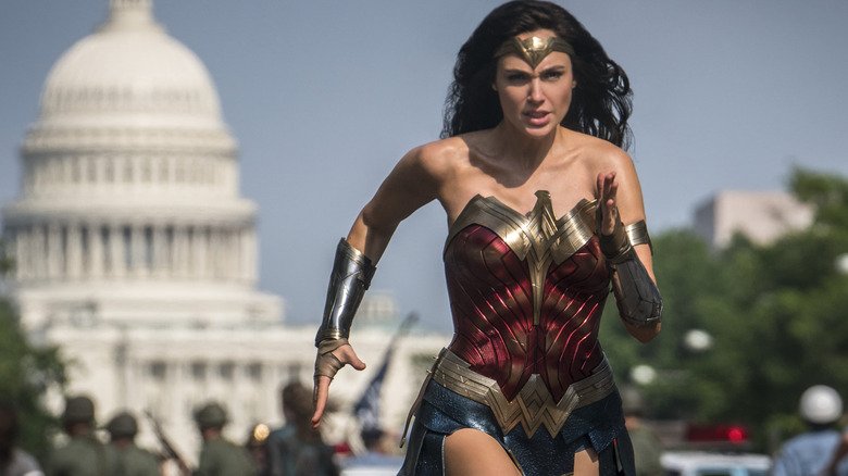 Gal Gadot só voltaria como Mulher-Maravilha se Zack Snyder retornasse ao comando da DC