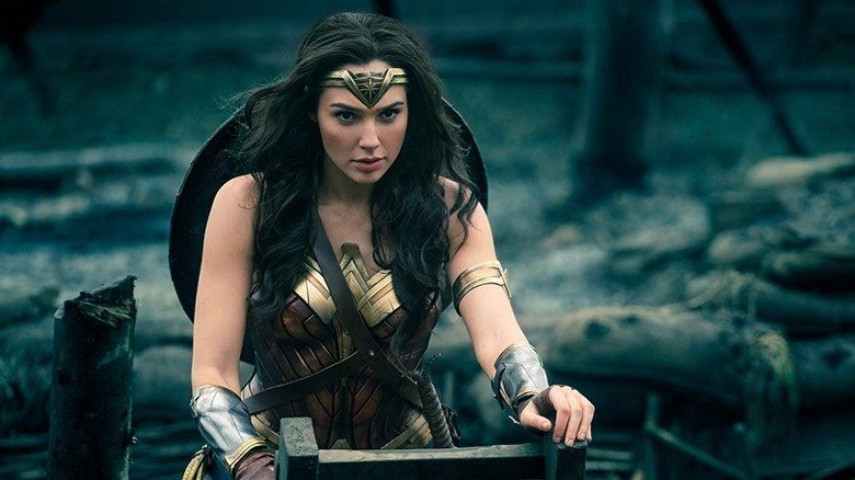 Gal Gadot critica DC Studios sobre cancelamento de Mulher-Maravilha 3 e saída de Henry Cavill como Superman